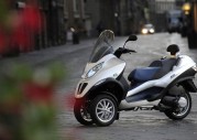 Piaggio MP3 Hybrid